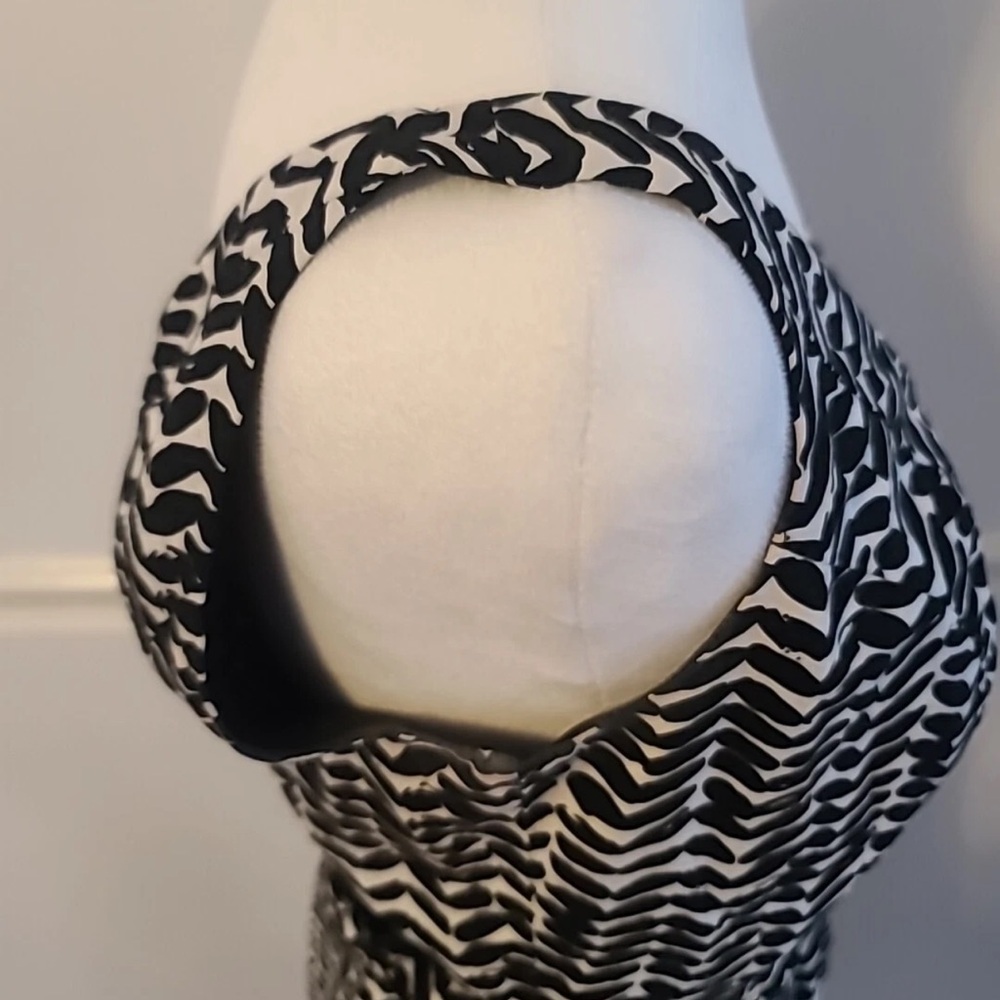 NWT East 5th Women’s Sz 12 Black & White Shift Double V Neck 100% Cotton - Picture 4 of 12